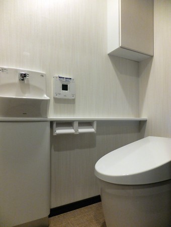 ウォシュレット一体型便器ネオレストAH1タイプに交換 ウォシュレット一体型便器ネオレストAH1タイプに交換